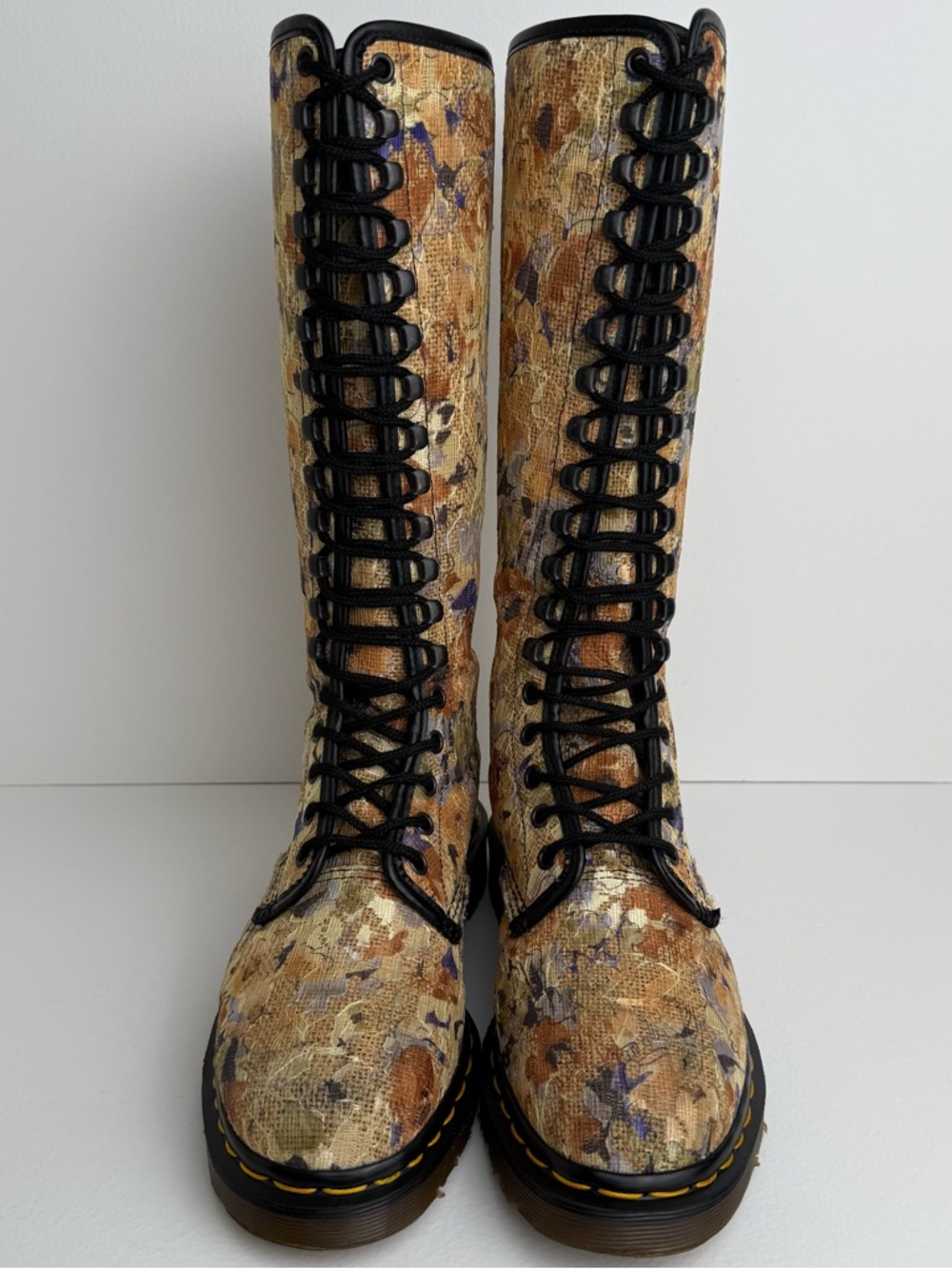 Vintage Dr. Martens Floral Lace Burlap Tall 18 Eye Boots UK 5 - Picture 2 of 16